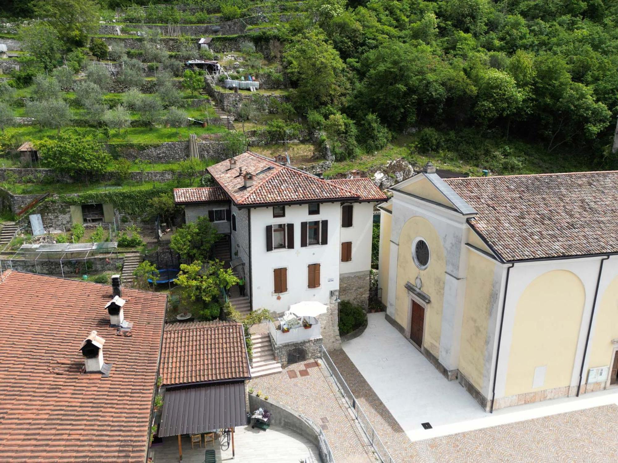 Appartamento Ania Vista Castello Tenno Exterior foto
